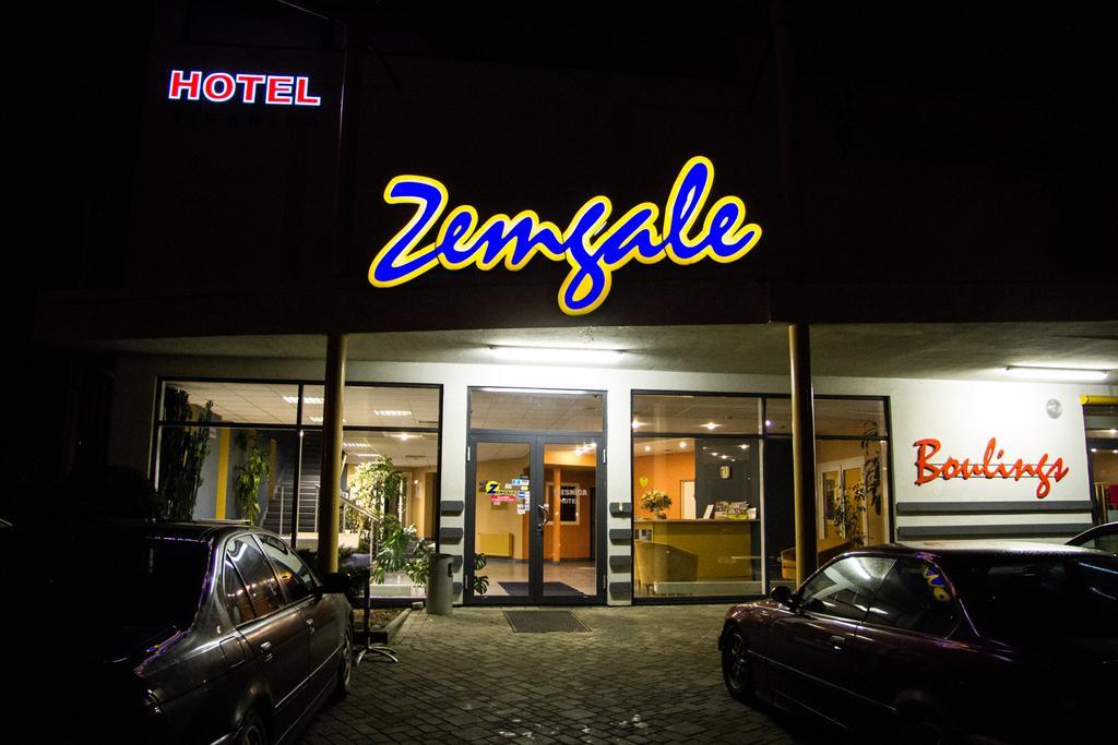 Zemgale Hotel Jelgava Exterior foto